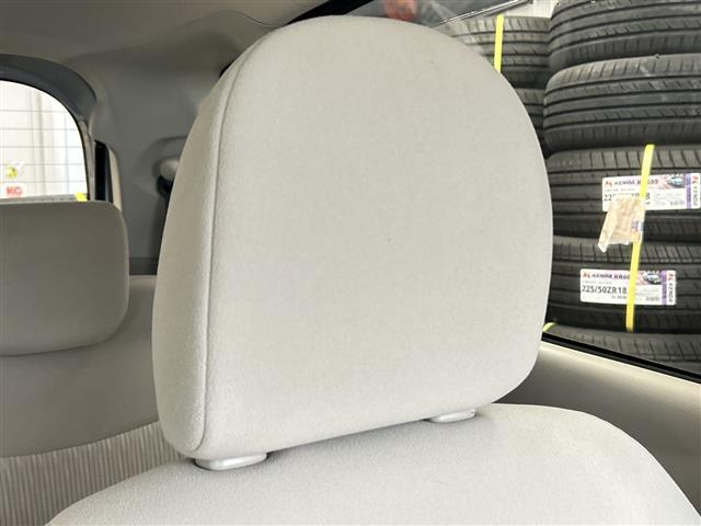 eKワゴン M 禁煙車 純正オーディオ FM AM CD アイドリングストップ 盗難防止装置 ハロゲンヘッドライト 電動格納ミラー リモコンキー フロアマット ドアバイザー 冬タイヤ積み込み(27枚目)