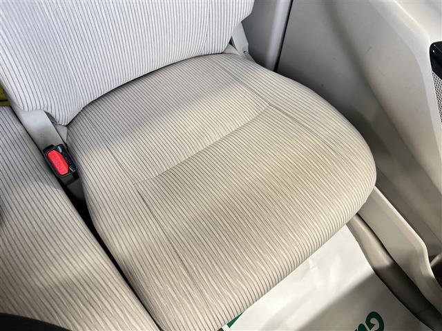 eKワゴン M 禁煙車 純正オーディオ FM AM CD アイドリングストップ 盗難防止装置 ハロゲンヘッドライト 電動格納ミラー リモコンキー フロアマット ドアバイザー 冬タイヤ積み込み(29枚目)