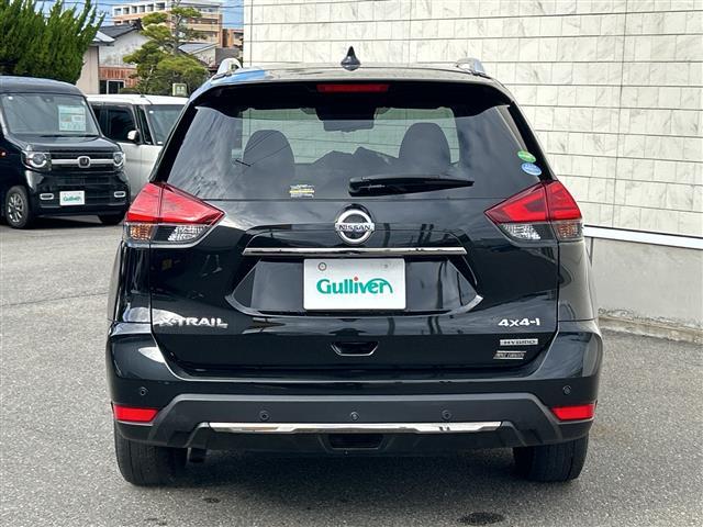 エクストレイル ２０Ｘｉ　ハイブリッド　４ＷＤ　純正９インチＳＤナビ　フルセグＴＶ／ＡＭ／ＦＭ／ＡＵＸ／Ｂｌｕ－ｒａｙ再生　Ｂｌｕｅｔｏｏｔｈ接続　プロパイロット　アラウンドビューモニター　パワーバックドア　レーダークルーズコントロール（3枚目）