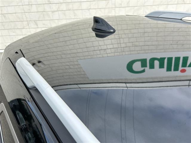 エクストレイル ２０Ｘｉ　ハイブリッド　４ＷＤ　純正９インチＳＤナビ　フルセグＴＶ／ＡＭ／ＦＭ／ＡＵＸ／Ｂｌｕ－ｒａｙ再生　Ｂｌｕｅｔｏｏｔｈ接続　プロパイロット　アラウンドビューモニター　パワーバックドア　レーダークルーズコントロール（12枚目）