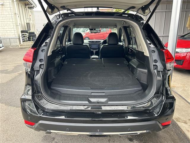 エクストレイル ２０Ｘｉ　ハイブリッド　４ＷＤ　純正９インチＳＤナビ　フルセグＴＶ／ＡＭ／ＦＭ／ＡＵＸ／Ｂｌｕ－ｒａｙ再生　Ｂｌｕｅｔｏｏｔｈ接続　プロパイロット　アラウンドビューモニター　パワーバックドア　レーダークルーズコントロール（41枚目）