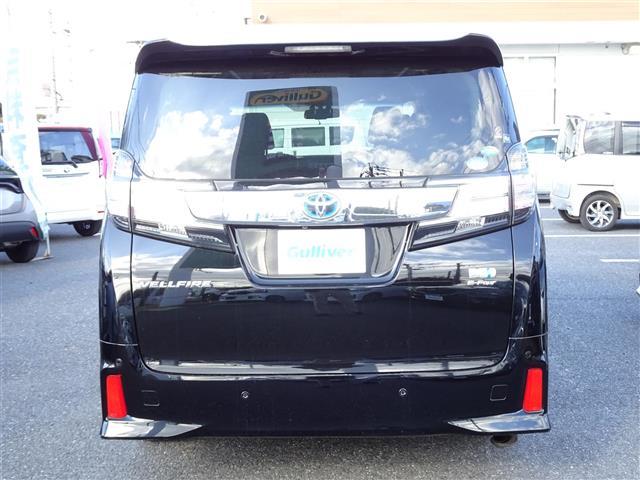 ヴェルファイアハイブリッド ＺＲ　４ＷＤ　純正９インチナビ　フルセグＴＶ　Ｂｌｕｅｔｏｏｔｈ　バックカメラ　・ＦＭ／ＡＭ・ＤＶＤ再生　クルーズコントロール　ビルトインＥＴＣ　両側パワースライドドア　ドライブレコーダー　パワーシート（6枚目）