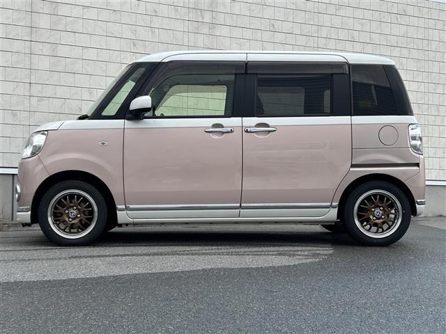 ムーヴキャンバス Ｘリミテッドメイクアップ　ＳＡＩＩ　純正ナビＴＶ　Ｂｌｕｅｔｏｏｔｈ　両側電動スライドドア　全周囲カメラ　衝突被害軽減システム　アイドリングストップ　オートライト　横滑り防止装置　純正フロアマット　スマートキー　夏タイヤ積載（4枚目）