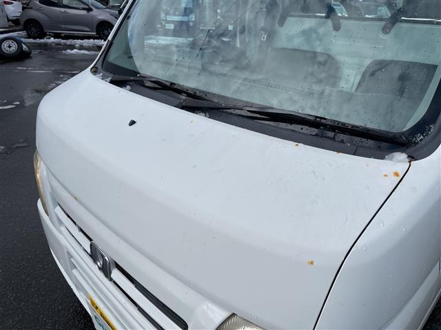 アクティトラック ベースグレード　４ＷＤ　エアコン　パワステ　三方開　夏冬タイヤ有り（8枚目）