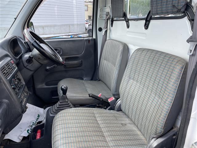 アクティトラック ベースグレード　４ＷＤ　エアコン　パワステ　三方開　夏冬タイヤ有り（23枚目）