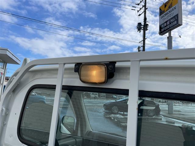 アクティトラック ベースグレード　４ＷＤ　エアコン　パワステ　三方開　夏冬タイヤ有り（24枚目）