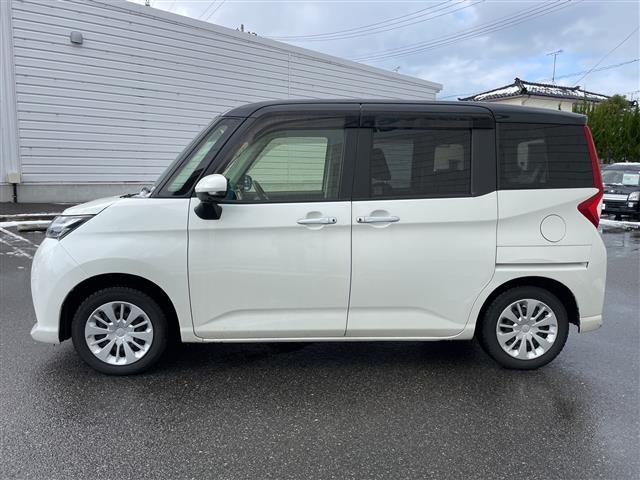 トール カスタムＧ　リミテッド　ＳＡＩＩＩ　４ＷＤ　禁煙車　純正ＳＤナビ　ＡＭ／ＦＭ／フルセグＴＶ　Ｂｌｕｅｔｏｏｔｈ接続　フリップダウンモニター　フロント／サイド／バック／全周囲カメラ　クルーズコントロール　両側電動スライドドア　ＥＴＣ（6枚目）