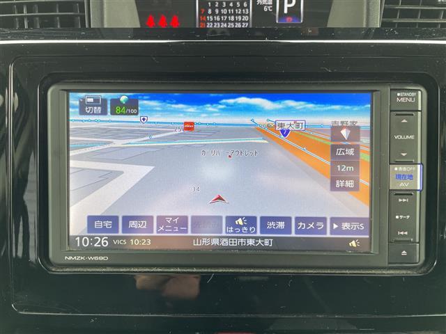 トール カスタムＧ　リミテッド　ＳＡＩＩＩ　４ＷＤ　禁煙車　純正ＳＤナビ　ＡＭ／ＦＭ／フルセグＴＶ　Ｂｌｕｅｔｏｏｔｈ接続　フリップダウンモニター　フロント／サイド／バック／全周囲カメラ　クルーズコントロール　両側電動スライドドア　ＥＴＣ（17枚目）