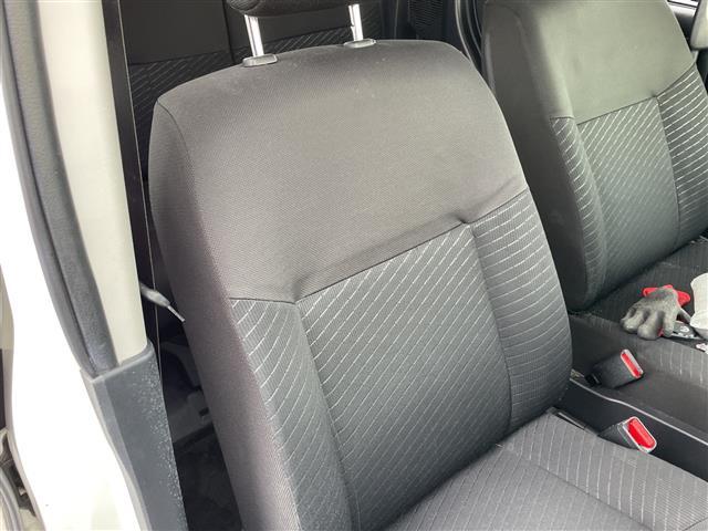 トール カスタムＧ　リミテッド　ＳＡＩＩＩ　４ＷＤ　禁煙車　純正ＳＤナビ　ＡＭ／ＦＭ／フルセグＴＶ　Ｂｌｕｅｔｏｏｔｈ接続　フリップダウンモニター　フロント／サイド／バック／全周囲カメラ　クルーズコントロール　両側電動スライドドア　ＥＴＣ（38枚目）