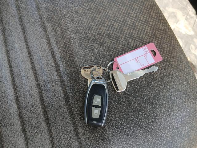 ハイゼットトラック エアコン・パワステ スペシャル スペシャルII 4WD 軽トラック AT エアコン(16枚目)