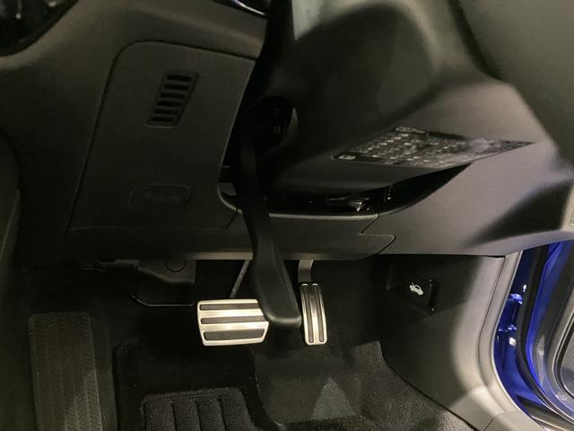 ｅ：ＨＥＶ　展示車　運転支援機能　Ｈｏｎｄａ　ＣＯＮＮＥＣＴディスプレー　ＥＴＣ２．０　１０．２インチデジタルメーター　ブラインドスポットインフォメーション　ＢＯＳＥプレミアムサウンドシステム　フロアマット(26枚目)