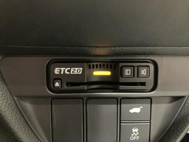 Ｚ　運転支援機能　Ｈｏｎｄａ　ＣＯＮＮＥＣＴディスプレー　全周囲カメラ　ＥＴＣ２．０　ＢＯＳＥプレミアムサウンドシステム　１０．２インチデジタルメーター　パワーテールゲート　ブラインドスポットモニター(21枚目)