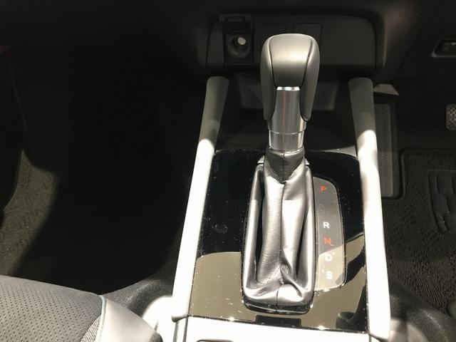 フィット ＲＳ　レンタカー登録　ＲＳ専用エクステリア　運転支援機能　９インチ純正ナビ　ドラレコ　ＥＴＣ　電子制御パーキングブレーキ　ＬＥＤヘッドライト　ＬＥＤルームランプ　フロアマット　１６インチアルミホイール（25枚目）