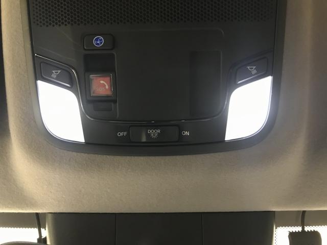 フィット ＲＳ　レンタカー登録　ＲＳ専用エクステリア　運転支援機能　９インチ純正ナビ　ドラレコ　ＥＴＣ　電子制御パーキングブレーキ　ＬＥＤヘッドライト　ＬＥＤルームランプ　フロアマット　１６インチアルミホイール（28枚目）