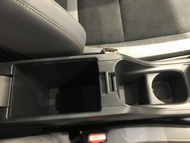 フィット ＲＳ　レンタカー登録　ＲＳ専用エクステリア　運転支援機能　９インチ純正ナビ　ドラレコ　ＥＴＣ　電子制御パーキングブレーキ　ＬＥＤヘッドライト　ＬＥＤルームランプ　フロアマット　１６インチアルミホイール（32枚目）