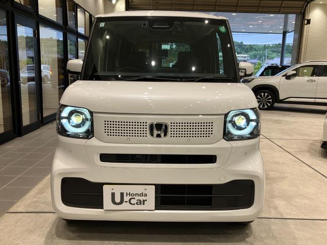 Ｎ－ＢＯＸ ベースグレード　レンタカー登録　運転支援機能　ドラレコ　８インチ純正ナビ　ＥＴＣ　フロアマット　フルＬＥＤヘッドライト　７インチＴＦＴ液晶メーター　オートパーキングブレーキ　充電用ＵＳＢ　ＵＶ・ＩＲカットガラス（6枚目）