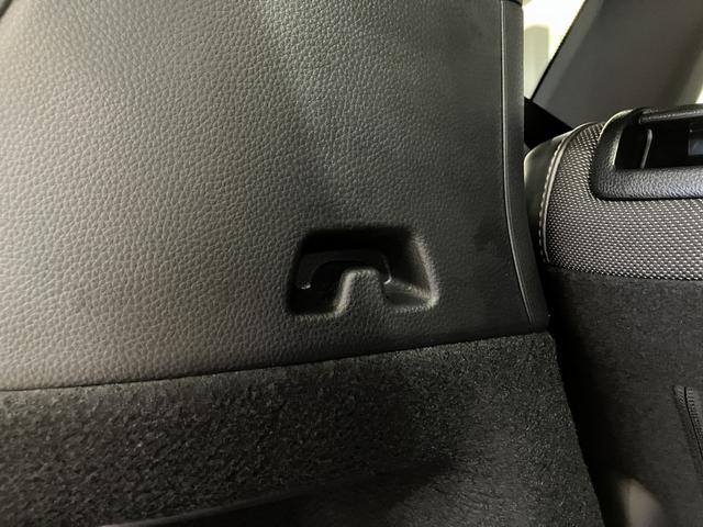 フィット クロスター　レンタカー登録　ＣＲＯＳＳＴＡＲ専用エクステリア　運転支援機能　ドラレコ　９インチ純正ナビ　ＥＴＣ　オートパーキングブレーキ　ＬＥＤヘッドライト　ＬＥＤルームランプ　フロアマット　ルーフレール（46枚目）