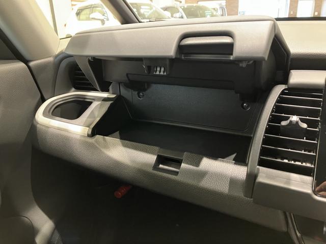 フィット ホーム フロアマット 8インチ純正ナビ ETC ドラレコ レンタカー登録 運転支援 フルLEDヘッドライト 電子制御パーキングブレーキ LEDルームランプ フルオートエアコン コンビシート スマートキー(32枚目)