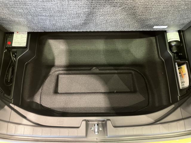 N-ONE RS 6MT デカール 無限エアロ・フロアマット 8インチ純正ナビ ETC 運転席助手席シートヒーター 電子制御パーキングブレーキ フルLEDヘッドライト 360°UV・IRカット RSエクステリア 展示車(48枚目)