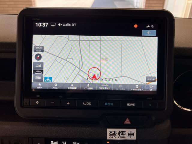 Ｎ－ＢＯＸカスタム ターボ　フロアマット　８インチ純正ナビ　ＥＴＣ　シートヒーター　フルＬＥＤヘッドライト　両側パワスラ　７インチＴＦＴ液晶メーター　オートパーキングブレーキ　パドルシフト　充電用ＵＳＢ　３６０°ＵＶ・ＩＲカット（9枚目）