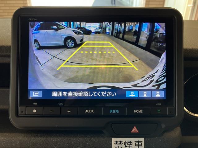 Ｎ－ＢＯＸカスタム ターボ　フロアマット　８インチ純正ナビ　ＥＴＣ　シートヒーター　フルＬＥＤヘッドライト　両側パワスラ　７インチＴＦＴ液晶メーター　オートパーキングブレーキ　パドルシフト　充電用ＵＳＢ　３６０°ＵＶ・ＩＲカット（10枚目）