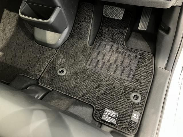 Ｎ－ＢＯＸカスタム ターボ　フロアマット　８インチ純正ナビ　ＥＴＣ　シートヒーター　フルＬＥＤヘッドライト　両側パワスラ　７インチＴＦＴ液晶メーター　オートパーキングブレーキ　パドルシフト　充電用ＵＳＢ　３６０°ＵＶ・ＩＲカット（39枚目）
