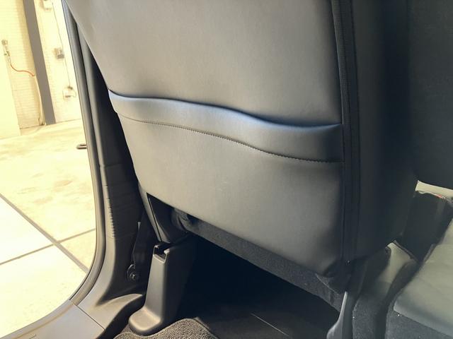 Ｎ－ＢＯＸカスタム ターボ　フロアマット　８インチ純正ナビ　ＥＴＣ　シートヒーター　フルＬＥＤヘッドライト　両側パワスラ　７インチＴＦＴ液晶メーター　オートパーキングブレーキ　パドルシフト　充電用ＵＳＢ　３６０°ＵＶ・ＩＲカット（41枚目）