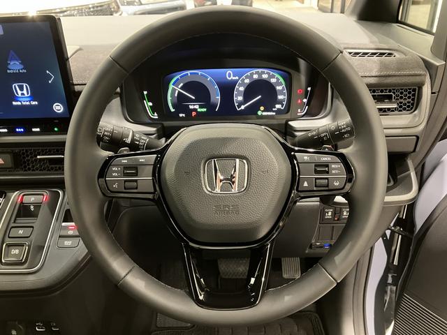 ステップワゴン eHEVスパーダプレミアムラインブラックエディション フロアマット 11.4インチ純正ナビ ETC 全周囲カメラ 運転支援 ブラインドスポットモニター 両側パワスラ シートヒーター 減速セレクター パワーテールゲート 全列USB 後退出庫サポート 試乗車(22枚目)