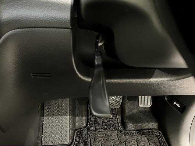 ステップワゴン eHEVスパーダプレミアムラインブラックエディション フロアマット 11.4インチ純正ナビ ETC 全周囲カメラ 運転支援 ブラインドスポットモニター 両側パワスラ シートヒーター 減速セレクター パワーテールゲート 全列USB 後退出庫サポート 試乗車(26枚目)