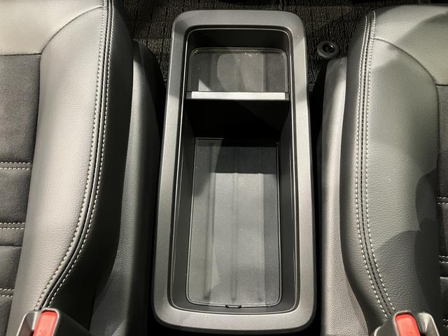 ステップワゴン eHEVスパーダプレミアムラインブラックエディション フロアマット 11.4インチ純正ナビ ETC 全周囲カメラ 運転支援 ブラインドスポットモニター 両側パワスラ シートヒーター 減速セレクター パワーテールゲート 全列USB 後退出庫サポート 試乗車(40枚目)