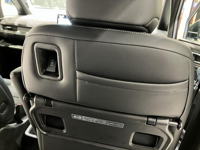 ステップワゴン eHEVスパーダプレミアムラインブラックエディション フロアマット 11.4インチ純正ナビ ETC 全周囲カメラ 運転支援 ブラインドスポットモニター 両側パワスラ シートヒーター 減速セレクター パワーテールゲート 全列USB 後退出庫サポート 試乗車(46枚目)