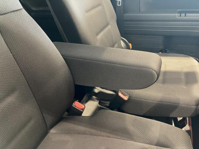 Ｎ－ＶＡＮ＋スタイル ファン　無限エアロ・マット　ＭＤ５アルミホイール　エアロイルミ　デカール　７インチ純正ナビ　ＥＴＣ　フルＬＥＤヘッドライト　充電用ＵＳＢ　ＤＣ１２Ｖソケット〈助手席／荷室〉　ＩＲ／ＵＶカットフロントガラス（39枚目）