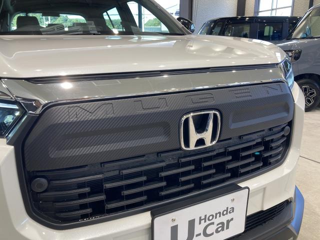 ＷＲ－Ｖ Ｚ　ブラックスタイル　無限エアロ・マット　９インチ純正ナビ　ＥＴＣ　パドルシフト　パーセルカバー　７インチデジタルメータ　フルＬＥＤヘッドライト　リアベンチレーション　リアＳリマインダー　ＵＳＢ　本革巻ステアリング　展示車（6枚目）