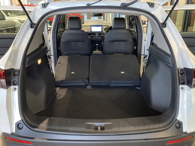 ＷＲ－Ｖ Ｚ　ブラックスタイル　無限エアロ・マット　９インチ純正ナビ　ＥＴＣ　パドルシフト　パーセルカバー　７インチデジタルメータ　フルＬＥＤヘッドライト　リアベンチレーション　リアＳリマインダー　ＵＳＢ　本革巻ステアリング　展示車（45枚目）