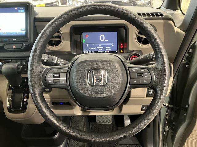 Ｎ－ＢＯＸジョイ ベースグレード　フロアマット　８インチ純正ナビ　ＥＴＣ　シートヒーター　運転支援　フルＬＥＤヘッド　両側パワスラ　７インチ液晶メーター　ＵＳＢ　３６０°ＵＶ・ＩＲカットガラス　チエック柄撥水ファブリック　２トーン（24枚目）