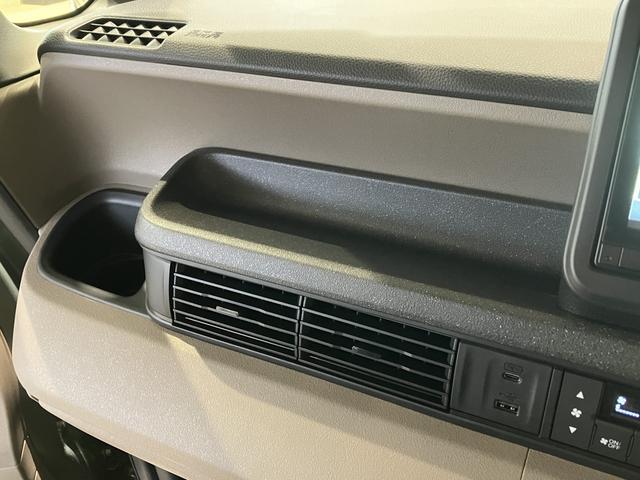 Ｎ－ＢＯＸジョイ ベースグレード　フロアマット　８インチ純正ナビ　ＥＴＣ　シートヒーター　運転支援　フルＬＥＤヘッド　両側パワスラ　７インチ液晶メーター　ＵＳＢ　３６０°ＵＶ・ＩＲカットガラス　チエック柄撥水ファブリック　２トーン（34枚目）