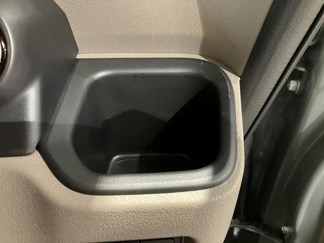 Ｎ－ＢＯＸジョイ ベースグレード　フロアマット　８インチ純正ナビ　ＥＴＣ　シートヒーター　運転支援　フルＬＥＤヘッド　両側パワスラ　７インチ液晶メーター　ＵＳＢ　３６０°ＵＶ・ＩＲカットガラス　チエック柄撥水ファブリック　２トーン（39枚目）