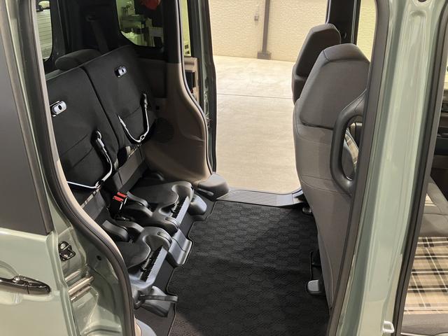 Ｎ－ＢＯＸジョイ ベースグレード　フロアマット　８インチ純正ナビ　ＥＴＣ　シートヒーター　運転支援　フルＬＥＤヘッド　両側パワスラ　７インチ液晶メーター　ＵＳＢ　３６０°ＵＶ・ＩＲカットガラス　チエック柄撥水ファブリック　２トーン（47枚目）