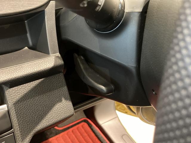 Ｎ－ＯＮＥ ＲＳ　６ＭＴ　デカール　無限エアロ・フロアマット　８インチ純正ナビ　ＥＴＣ　運転席助手席シートヒーター　電子制御パーキングブレーキ　フルＬＥＤヘッドライト　３６０°ＵＶ・ＩＲカット　ＲＳエクステリア　展示車（29枚目）