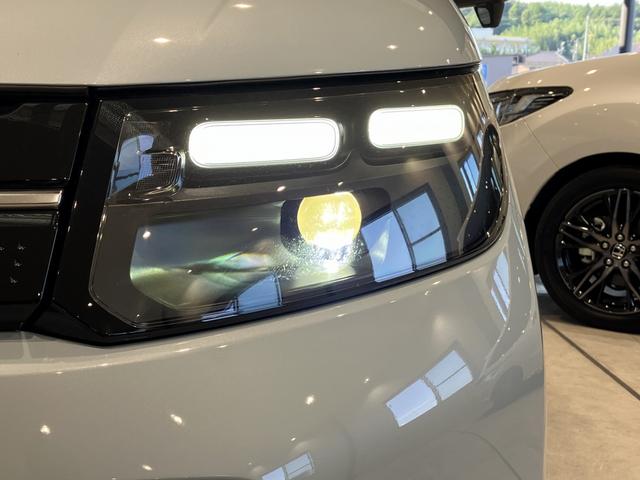 フリード エアー EX フロアマット 9インチ純正ナビ ETC ドラレコ シートヒーター 両側パワスラ ブラインドスポットモニター リアクーラー 本革巻ステアリングホイール 360°スーパーUV・IRカット レンタカー登録(45枚目)