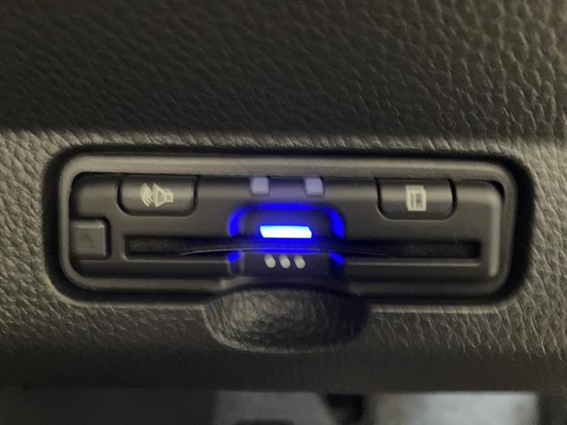 N-ONE オリジナルスタイルプラスアーバン フロアマット 8インチ純正ナビ ETC シートヒーター 運転支援 電子制御パーキングブレーキ オートブレーキホールド フルLEDヘッドライト 360°スーパーUV・IRカットパッケージ CVT(21枚目)