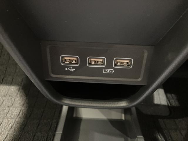 N-ONE オリジナルスタイルプラスアーバン フロアマット 8インチ純正ナビ ETC シートヒーター 運転支援 電子制御パーキングブレーキ オートブレーキホールド フルLEDヘッドライト 360°スーパーUV・IRカットパッケージ CVT(29枚目)