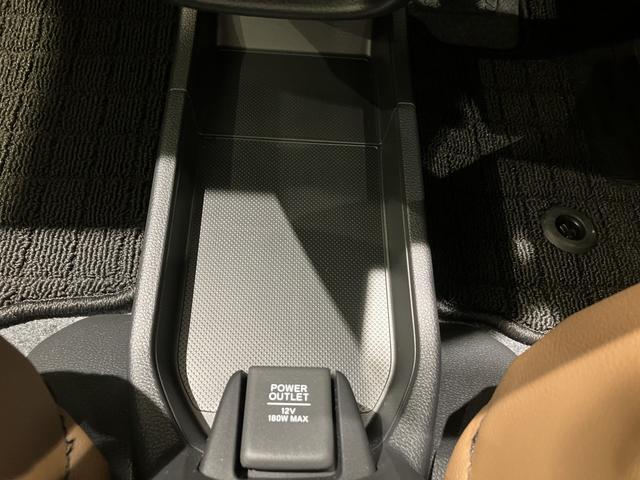 N-ONE オリジナルスタイルプラスアーバン フロアマット 8インチ純正ナビ ETC シートヒーター 運転支援 電子制御パーキングブレーキ オートブレーキホールド フルLEDヘッドライト 360°スーパーUV・IRカットパッケージ CVT(30枚目)