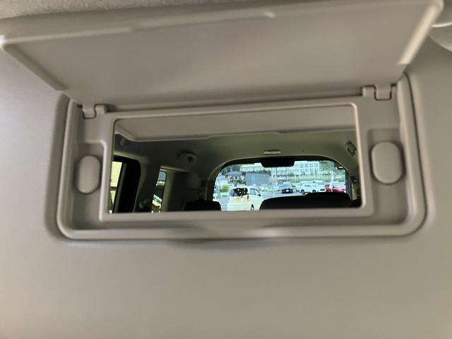 フリード クロスター フロアマット 9インチ純正ナビ ETC シートヒーター LEDヘッドライト ブラインドスポットモニター 両側パワスラ 本革巻ステアリングホイール 360°スーパーUV・IRカット 15インチAW(33枚目)