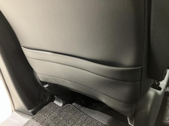 フリード クロスター フロアマット 9インチ純正ナビ ETC シートヒーター LEDヘッドライト ブラインドスポットモニター 両側パワスラ 本革巻ステアリングホイール 360°スーパーUV・IRカット 15インチAW(46枚目)