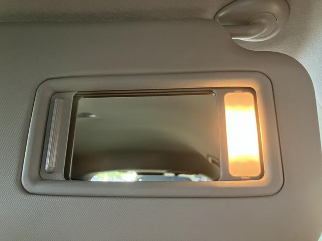 フィット ＲＳ　ＥＴＣ２．０　フロアマット　ＨｏｎｄａＣＯＮＮＥＣＴディスプレー　フルＬＥＤヘッド　電子制御Ｐブレーキ　ＬＥＤルームランプ　ＵＳＢ　本革巻ステアリングホイール　１６インチＡＷ　ＲＳ専用エクステリア（29枚目）