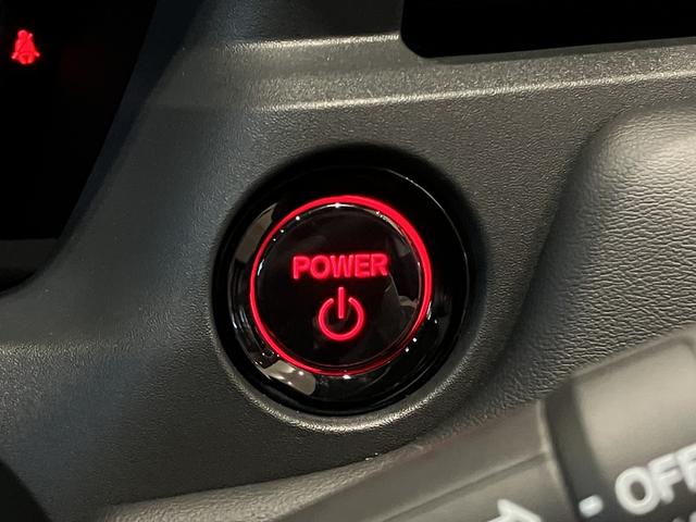 ヴェゼル ｅ：ＨＥＶ　Ｚ　フロアマット　ＥＴＣ　９インチ純正ナビ　シートヒーター　ブラインドスポットモニター　減速セレクター　ステアリングヒーター　予約機能付パワーテールゲート　リアヒーターダクト　１８インチアルミ（14枚目）