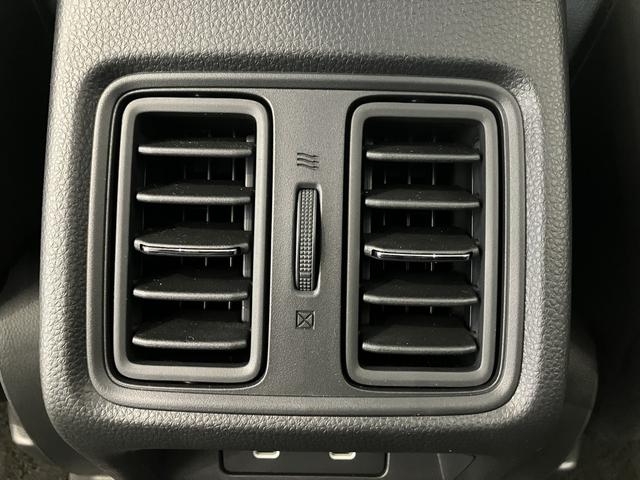 ヴェゼル ｅ：ＨＥＶ　Ｚ　フロアマット　ＥＴＣ　９インチ純正ナビ　シートヒーター　ブラインドスポットモニター　減速セレクター　ステアリングヒーター　予約機能付パワーテールゲート　リアヒーターダクト　１８インチアルミ（36枚目）