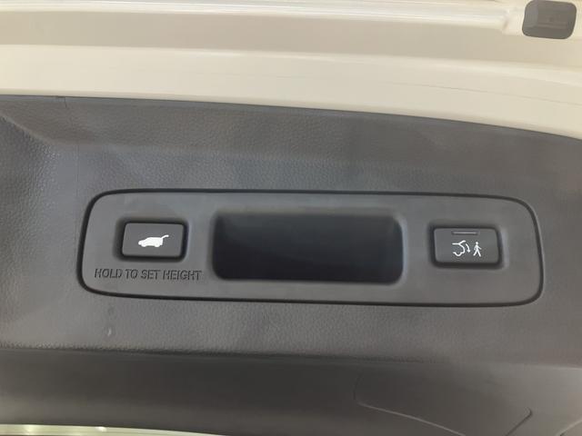 ヴェゼル ｅ：ＨＥＶ　Ｚ　フロアマット　ＥＴＣ　９インチ純正ナビ　シートヒーター　ブラインドスポットモニター　減速セレクター　ステアリングヒーター　予約機能付パワーテールゲート　リアヒーターダクト　１８インチアルミ（48枚目）