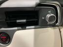 e:HEV Z・PLaYパッケージ 後退出庫サポート ETC2.0 フロアマット シートヒーター ホンダコネクトディスプレー ブラインドスポットモニター パワーテールゲート フルLEDヘッドライト ワイヤレス充電 18インチAW 展示車(27枚目)